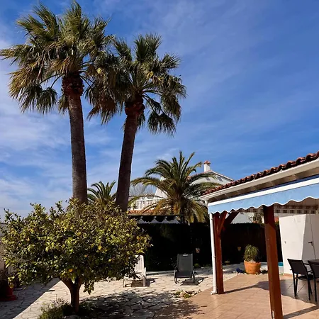 Dom wakacyjny Casa Del Sol Locdenia